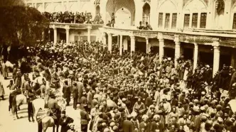 فیلم 100ساله و رنگی‌شده ظهر عاشورا در سبزه میدان