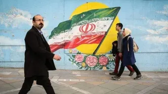 اسفند هم بازار را نجات نداد؛ شغل‌هایی که جنگ زمین‌شان زد | کاسبان ویترین عید ندارند، مردم خرید را به تعویق می اندازند