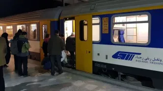 پیش فروش بلیت‌ قطارهای فروردین و اردیبهشت از چهارشنبه