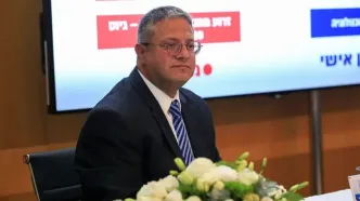 باید به جای کمک به غزه بمب می‌فرستادیم