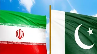 ایران و پاکستان 2 سند همکاری امضا کردند