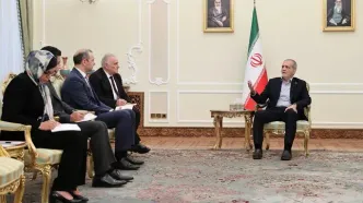 باید به‌گونه‌ای حرکت کنیم که هیچ قدرت خارجی نتواند خللی در روابط دوستانه ایران و ارمنستان ایجاد کند