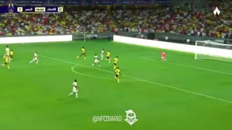 ویدیو: گل اول الاتحاد به النصر توسط استیون برخواین