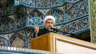 امام جمعه تبریز: مکانیسم ماشه بیشتر شبیه یک شوی تبلیغاتی است
