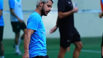 مهدی قایدی بار دیگر با لباس آبی