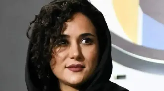 مراسم منتقدان سینما: استایلی چشم‌نواز از پریناز ایزدیار!