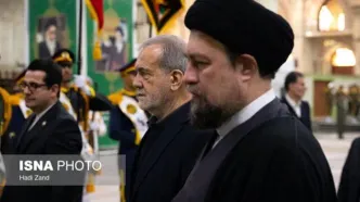 تصویری از مسعود پزشکیان بر سر مزار آیت‌آلله هاشمی