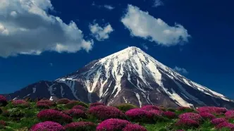 کولاک برف در قله دماوند در میانه تابستان + فیلم