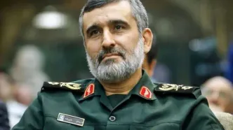 تصویری از سردار شهید حاجی زاده در راهپیمایی اربعین