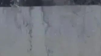 تصاویری از ترکیدگی لوله آب در‌ بزرگراه امام رضا