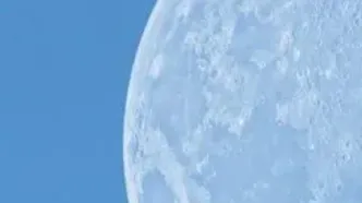 ببینید؛ لحظه برخورد یک سنگ فضایی به سطح ماه
