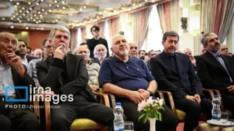 پوشش متفاوت ظریف در مراسم ختم استاد فرشچیان