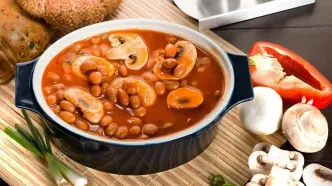 یک وعده خوراک لوبیاچیتی معادل یک‌دهم حقوق کارگر