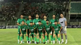پوستر اعتراضی ذوب آهن به بهانه بازی با استقلال