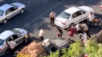برخورد خشن ماموران شهرداری با دستفروشان وایرال شد