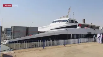 اولین کشتی حامل زائران اربعین عازم عراق شد