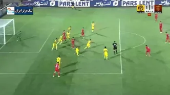 گل اول پرسپولیس توسط علیپور در لحظات پایانی