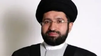 سید مسعود خامنه‌ای در کنار سردار سلیمانی و رهبر انقلاب