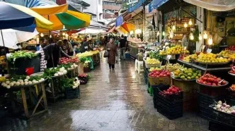 بارش باران تابستانه، جان تازه‌ای به بازار رشت داد