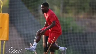 باشگاه پرسپولیس خبر داد: سرژ اوریه مشکلی ندارد