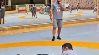 ببینید؛ کشتی دیدنی دبیر با قاسمپور و خاک شدن کامران!