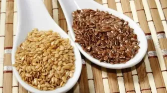هر روز تخم کتان مصرف کنید این خواص نصیب تان می شود