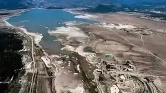 تصاویری از خشکسالی در بزرگترین سد ترکیه