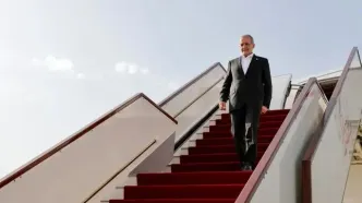 پزشکیان وارد ایروان پایتخت ارمنستان شد
