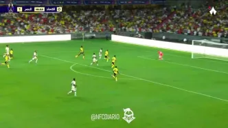 ویدیو: گل اول الاتحاد به النصر توسط استیون برخواین