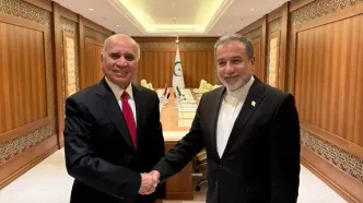 دیدار عراقچی و فواد حسین در حاشیه نشست فوق العاده جده؛ تأکید بر ضرورت اقدام عملی برای پایان دادن به بحران غزه