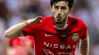 سردار آزمون برنده توپ طلا لیگ امارات شد