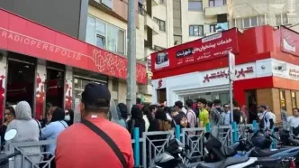 هواداران پرسپولیس برای چهارمین بار مقابل درویش تجمع کردند