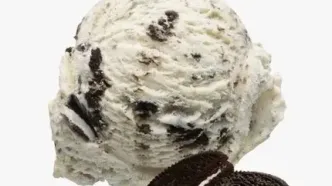 طرز تهیه بستنی اورئو در منزل با روشی آسان