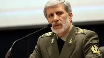 فرمانده کل ارتش: راهی جز قوی شدن و مقتدر شدن نداریم / ما نیازمند ارتش قدرتمند برای حفاظت از ملت‌مان هستیم