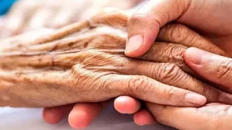 اختصاص باجه‌‌ در بانک‌ها به سالمندان/ زنان سالمند تنها، توانمند می‌شوند
