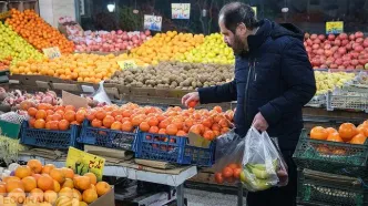 واسطه‌گری گسترده از مزرعه تا سفره عامل افزایش قیمت میوه