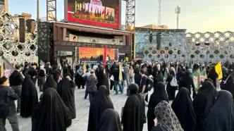 برج میلاد فردا تعطیل است