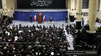 سپر پولادین اتحاد مردم و مسئولان و نیروهای مسلح نباید خدشه دار شود / باید از خدمتگزاران کشور بویژه رئیس جمهور پرکار و پرتلاش حمایت شود/ ملت ایران در برابر خواسته اهانت آمیز آمریکا برای گوش به فرمانی، با  قدرت می ایستد