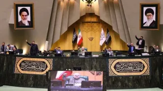 تصاویر صحن علنی یکشنبه 12 مردادماه مجلس