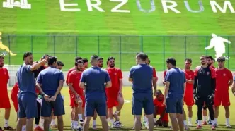 مربی آلمانی پرسپولیس وارد تهران شد
