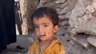 ببینید؛ وقتی سهم کودک از زندگی، هجوم مگس‌هاست