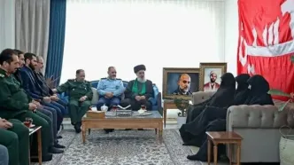 دیدار وزیر دفاع با خانواده شهیدان رشید و محرابی