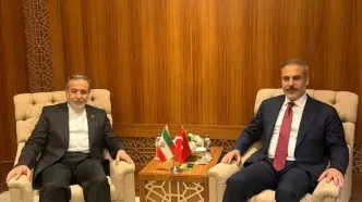 گفت‌وگوی عراقچی با وزیر امور خارجه ترکیه