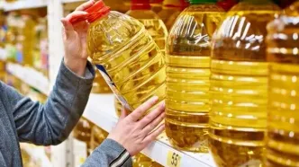 قیمت روغن خوراکی از ۵۰۰ هزار گذشت | نرخ روغن جامد و مایع شهریور ۱۴۰۴