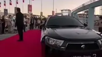 فیلم لحظه رونمایی از دنا لیموزین ۱۰ متری