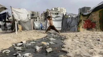 بحران گرسنگی و بی‌خانمانی کودکان غزه