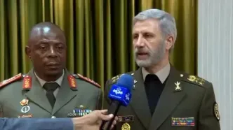 فرمانده کل ارتش: همکاری‌های دفاعی ایران و آفریقای جنوبی با سرعت بیشتری ادامه پیدا می‌کند