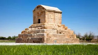 شش مرمتگر تازه نفس به آرامگاه کوروش می‌روند