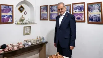بازدید مسعود پزشکیان از مسجد کبود ایروان