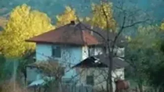 ببینید؛ غذای روستایی در ایران؛ چیدن انارهای ترش جنگلی و تهیه اناربیج با آن ها